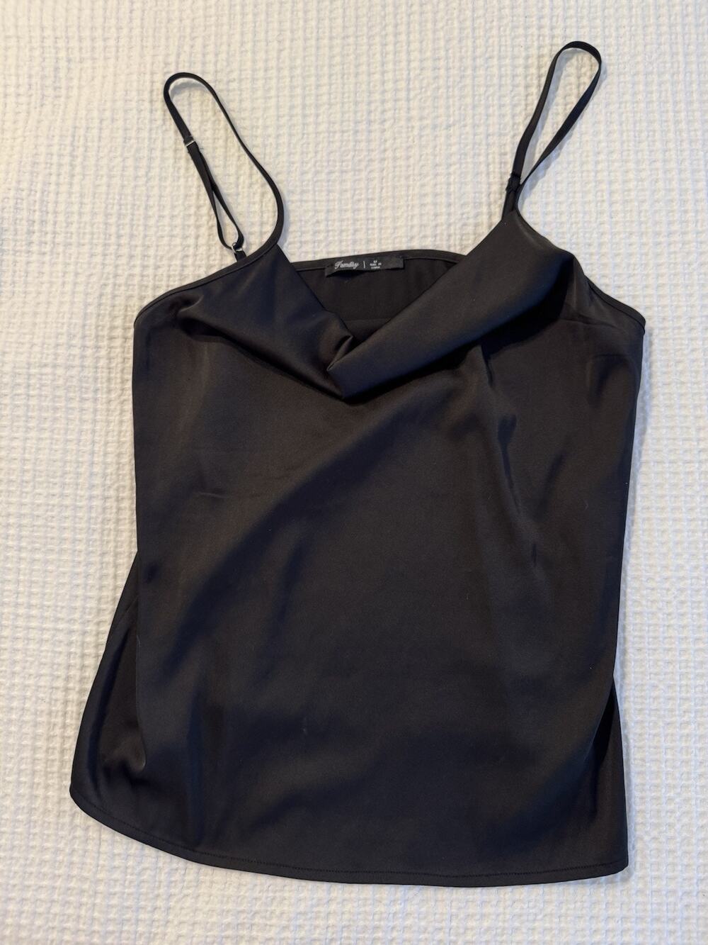 Famulily Black Cowl Neck Tank Top Women's Medium Old Money Aesthetic Clean Girl